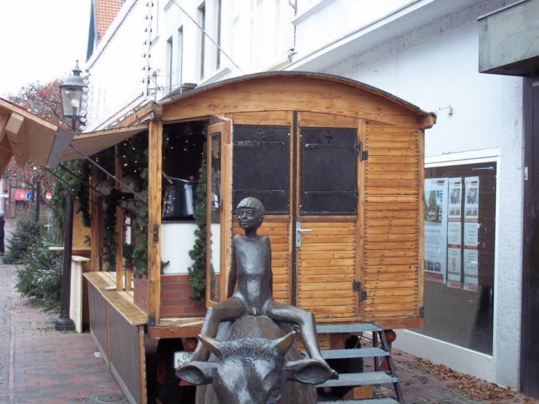 Schaustellerwagen und Statur 