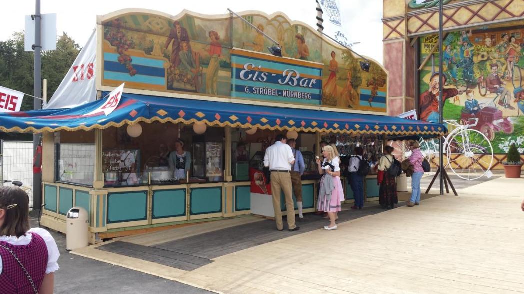 Schausteller-Häuschen "Eis-Bar"
